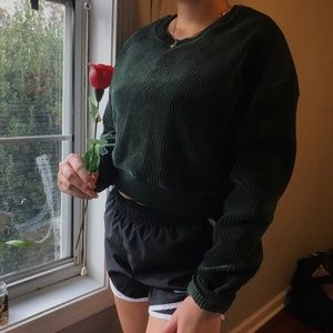 Forever 21 Emerald green corduroy cropped sweater